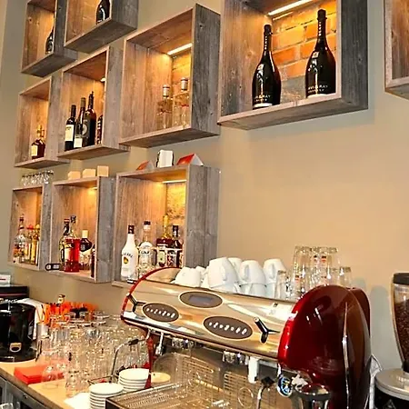 מלון Strandberg's Designhotel Viktoria 4*