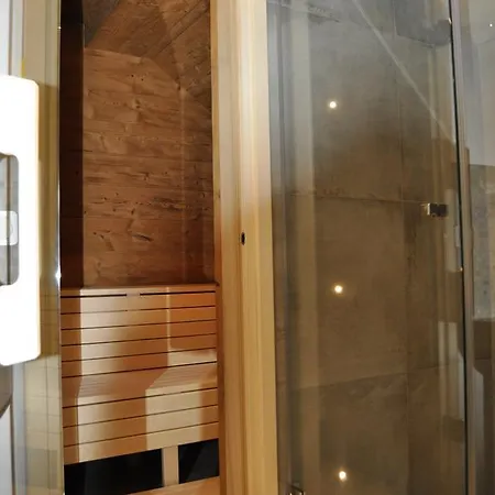 Strandberg's Designhotel Viktoria בראונלאגה