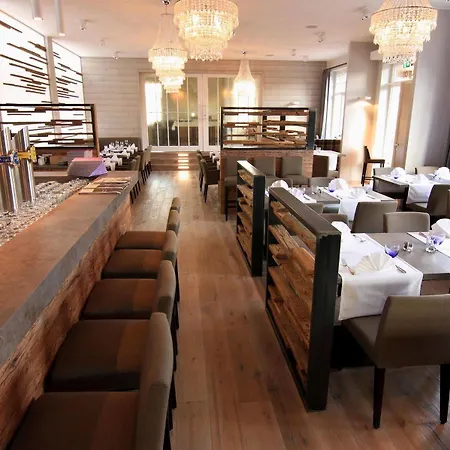Strandberg's Designhotel Viktoria 酒店 4*