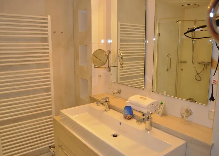 Strandberg's Designhotel Viktoria מלון 4*