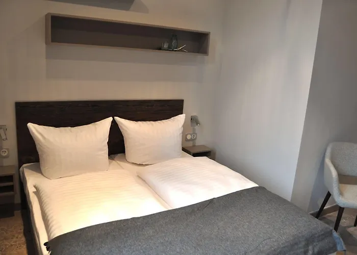 Strandberg's Designhotel Viktoria מלון בראונלאגה